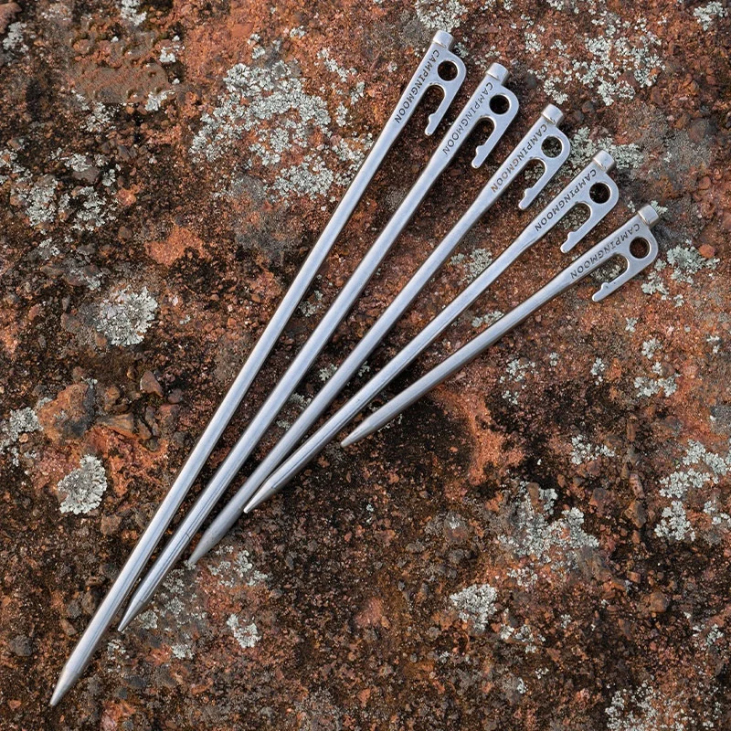 

6/8pcs Heavy Duty Steel Tent Stakes Pegs with Hook and Hole Design for Outdoor Camping Tent