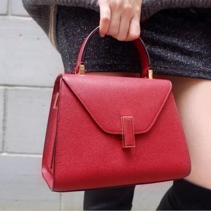 

2025 New High-End Versatile Genuine Leather Women's Bag Flip Clasp Top-Handle & Shoulder Bag