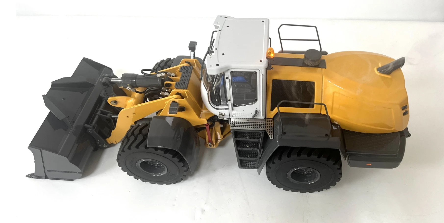 1/14 Rc Hydraulic Wheel Loader XD Model Liebherr 580