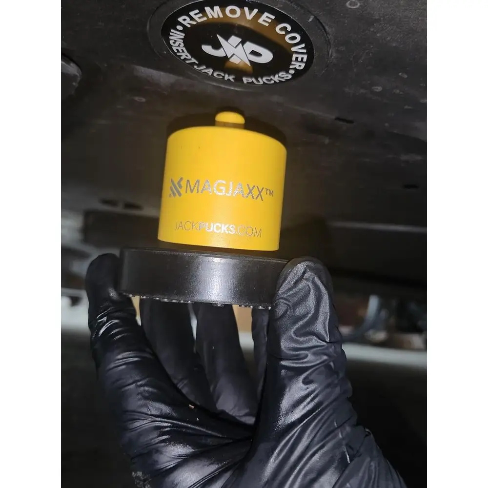 Magnetische Puck-adapterset met hoes met ritssluiting voor Rivian R1T en R1S - Geel