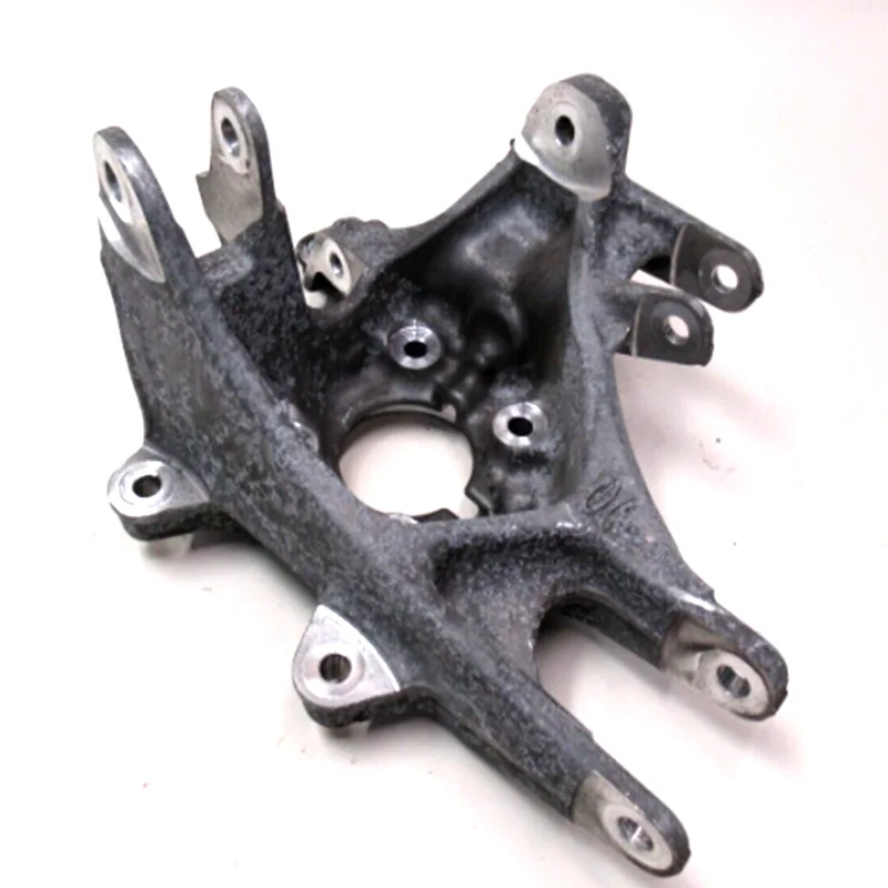 TLF Auto Parts Knuckle Spindle Depan Sisi Pengemudi Kiri / Sisi Penumpang Kanan 1042507-00-B untuk Model S