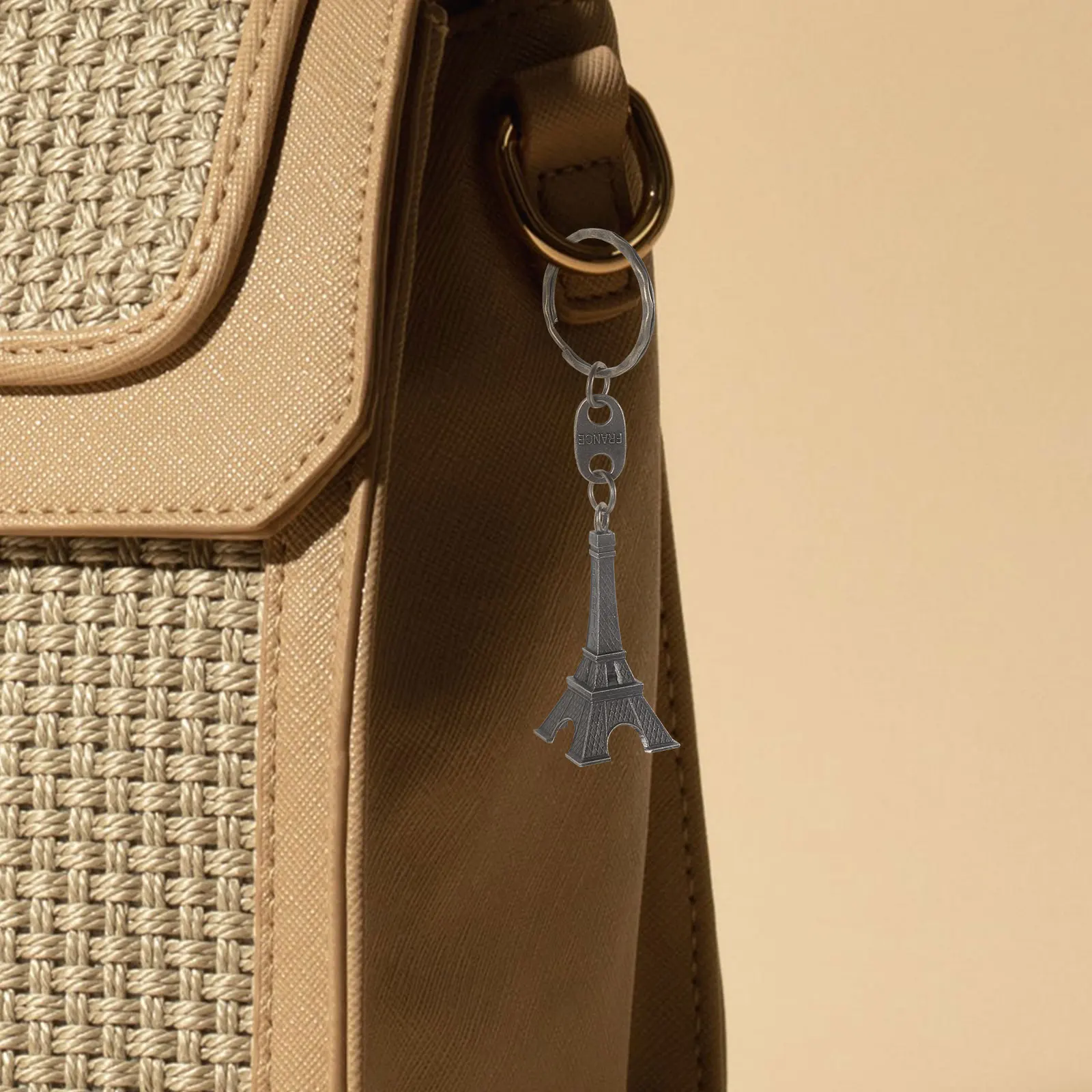 

3pcs Eiffel Tower Keychain Large Small Beads Pendant Delicate Charms Craft Accessory Statue Gift Bag Creative Key Ring Zinc