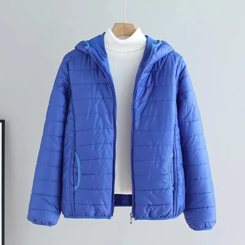 2024 herbst Winter Dünne Warme Baumwolle Mantel Frauen Kurze Einfarbig Student Outwear Mit Kapuze Unten Baumwolle Jacke Gepolsterte Puffer Parkas