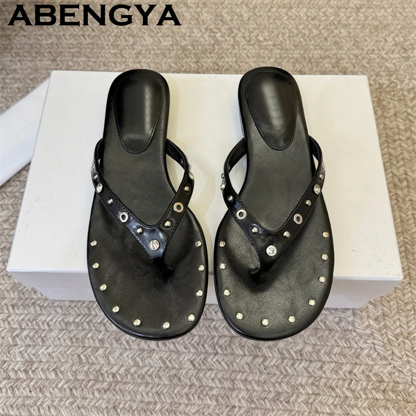 Summer New Trend Rivet Inlay Real Leather Flip Flops Flat Slippers Women Western Casual Loafers Slippers Fashion Mules Woman