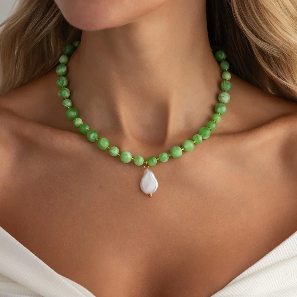 New Baroque Beaded Dopamine Color Bohemian Imitation Pearl Pendant Necklaces Round Irregular Shape Colored Charms Jewelry Women