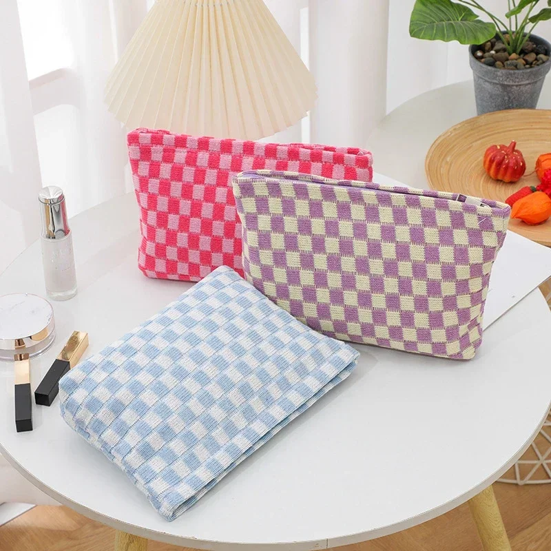 Makeup Bag Checkered Cosmetic Bag Travel Toiletry Organizer Cute Makeup Brushes Aesthetic Accessories Storage Bag for Women