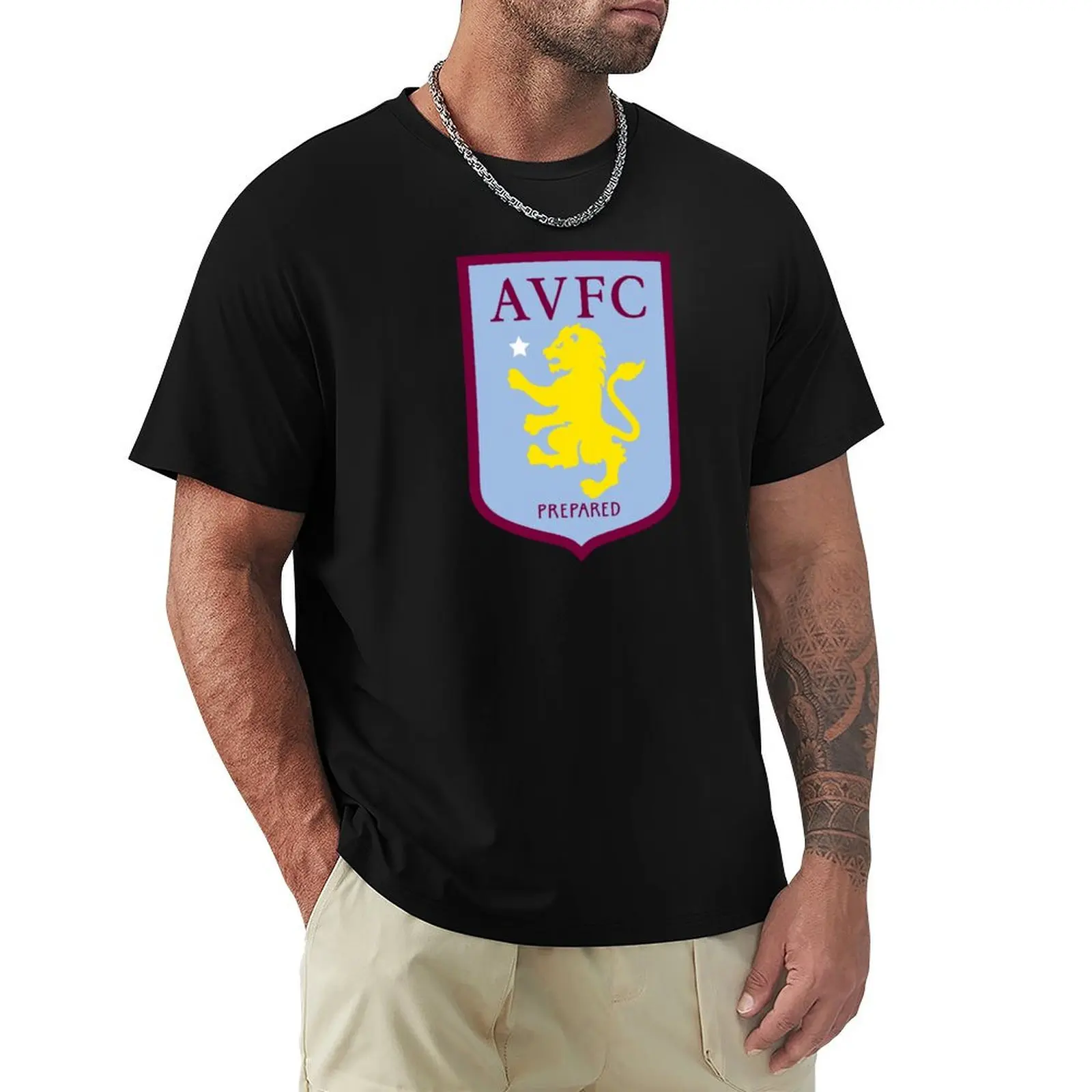 Lion Vintage in Shield T-Shirt Sport Basic Moisture Wicking Tee