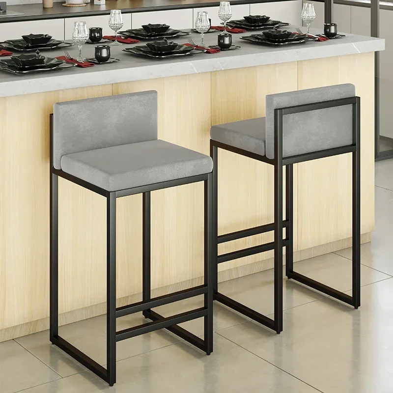 Banquinho de metal preto exclusivo, tamborete de alta qualidade, decoração de mesa de veludo europeu criativo, cozinha moderna e bar