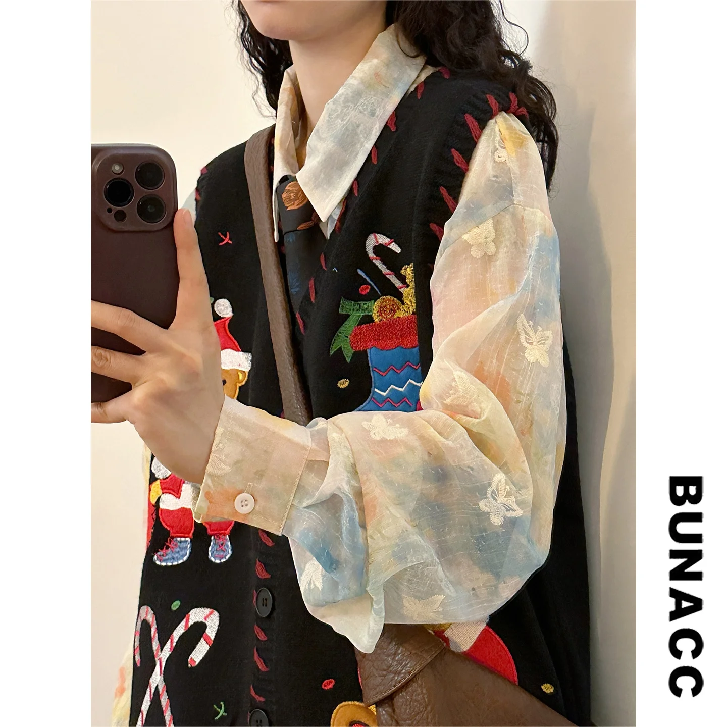 

Retro American Bear Embroidery Knitted Cardigan Loose V-ne Open-front Sweater Vest Women's Autumn Winter Layering Top
