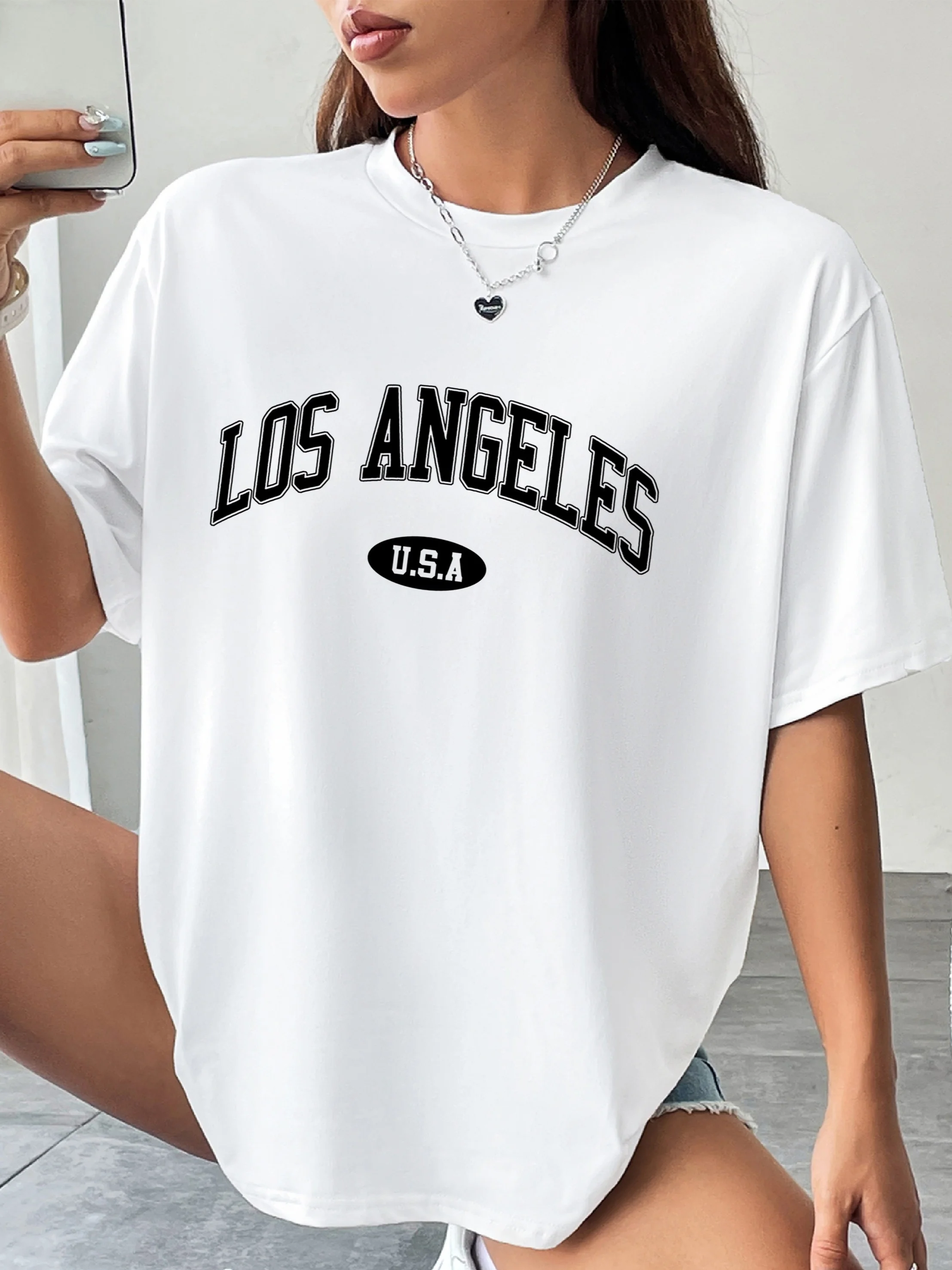 تي شيرت بطبعة حروف وأكتاف منسدلة وأكمام قصيرة ورقبة دائرية كاجوال لملابس الربيع والصيف النسائية #3