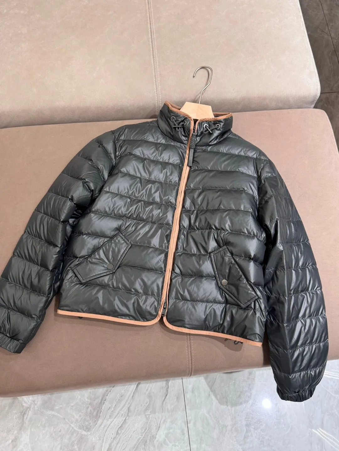 Autumn casual thin lightweight short goose down jacket