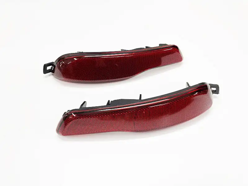 

2PCS Rear Bumper Side Marker Light Reflector (Red Lens Without Rear Fog Version) For Jeep Cherokee KL 2014-2018