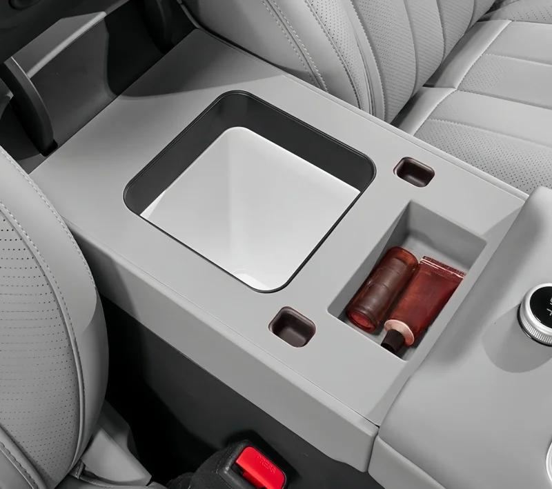 مسند ذراع السيارة صندوق لوحة بطانة حماية من السيليكون صالح ل BYD ليوبارد 7 التيتانيوم 7 تعديل وحدة التحكم المركزية للسيارة مسند الذراع صندوق المضادة للخدش الوسادة