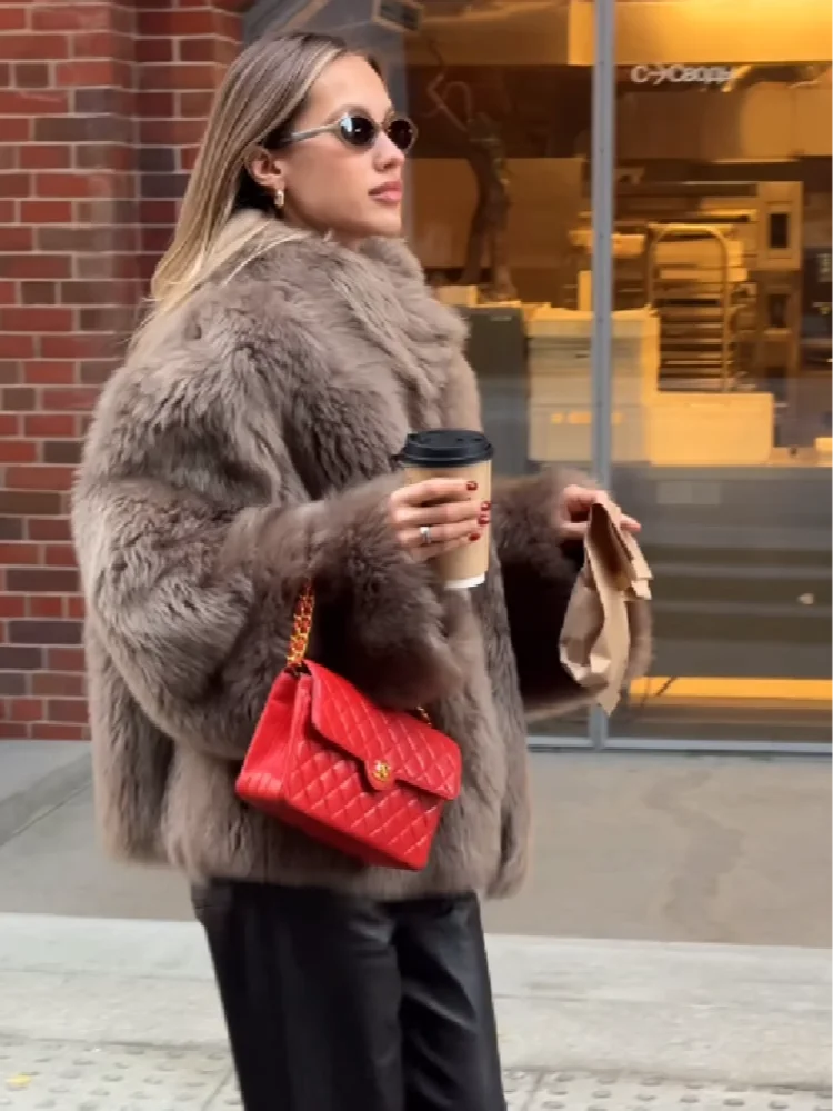 سترة أنيقة متعددة الاستخدامات وأنيقة وحفلات الخريف المتطورة للنساء ملابس الشارع الناضجة