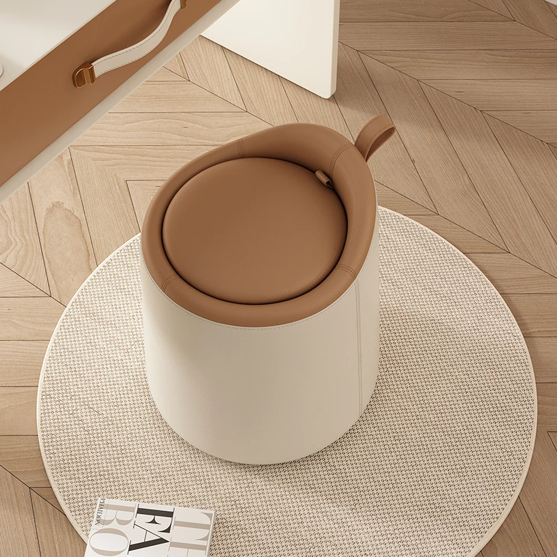 مقعد زينة على الطراز الكريمي مع كرسي مكياج دوار من الخشب الصلب مع مسند ظهر فاخر صغير من العثماني لغرفة النوم