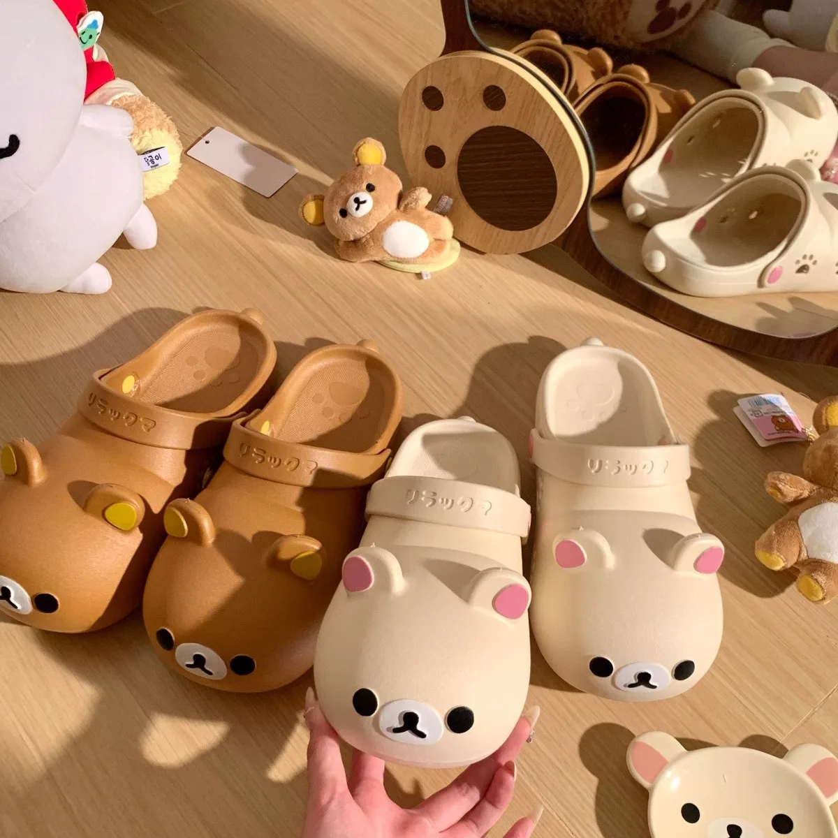 Summer bear-shaped slippers, student cute head-covering slippers, casual outdoor flip-flops, cool summer slippers for home wear view 3