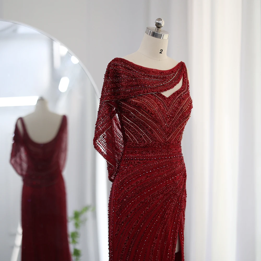 Sharon Said Luxuriöses Silbernes Meerjungfrauenkleid für Hochzeitsfeier mit Cape, Perlenbesetztes Schlitz-Abendkleid SS035 Maßanfertigung – Detail 18