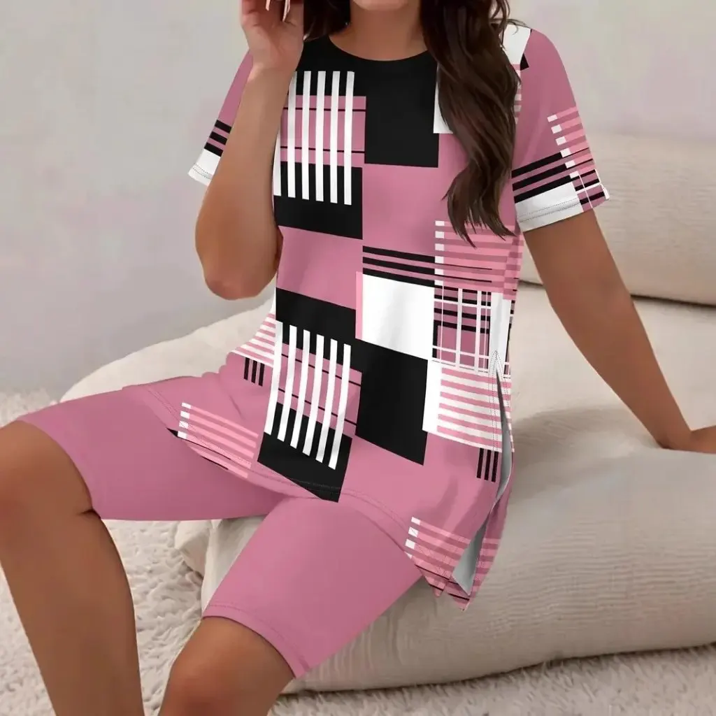

Women's Contrast Printed Short Sleeve T-Shirt And Shorts Set round Neck Two-Piece Outfit for Summer Casual Fashion