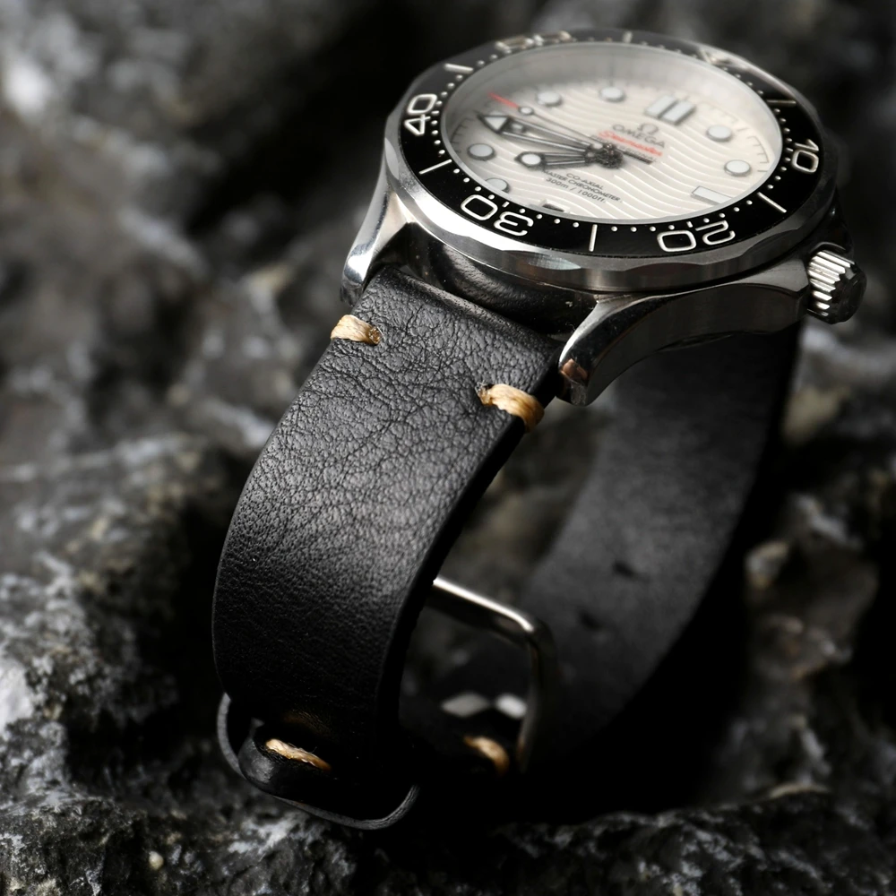 Handmade head layer cowhide leather strap 20 22 18MM High-end Italian leather bracelet. Soft brown black maroon men\'s bracelet