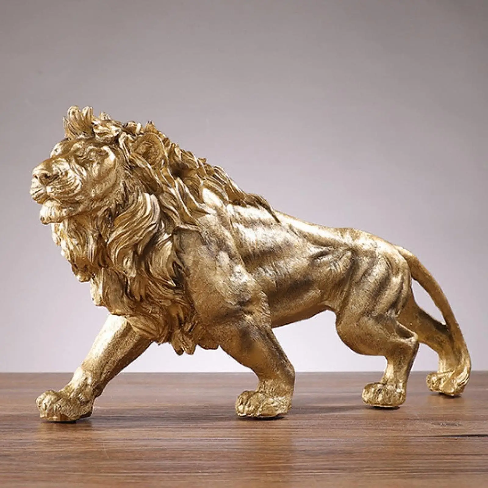 Lion Statue Resin Figurine Decoration Gold Crafts Collection Tabletop Ornament Animal Sculpture for Office Table Centerpieces