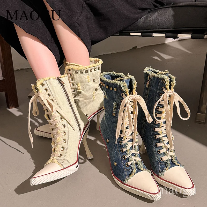 Trendige Denim-Stiefeletten mit hohem Absatz, Schnürstiefeletten mit Stiletto-Absatz, Nietenverzierte Damenschuhe, seitlicher Reißverschluss, Streetwear-Chic-Booties