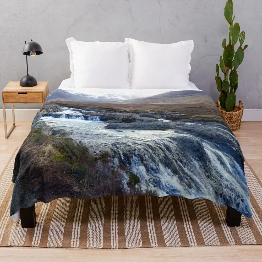 

Fairy Pools Isle of Skye Throw Blanket Soft Comfort Blanket for Reading Watching TV