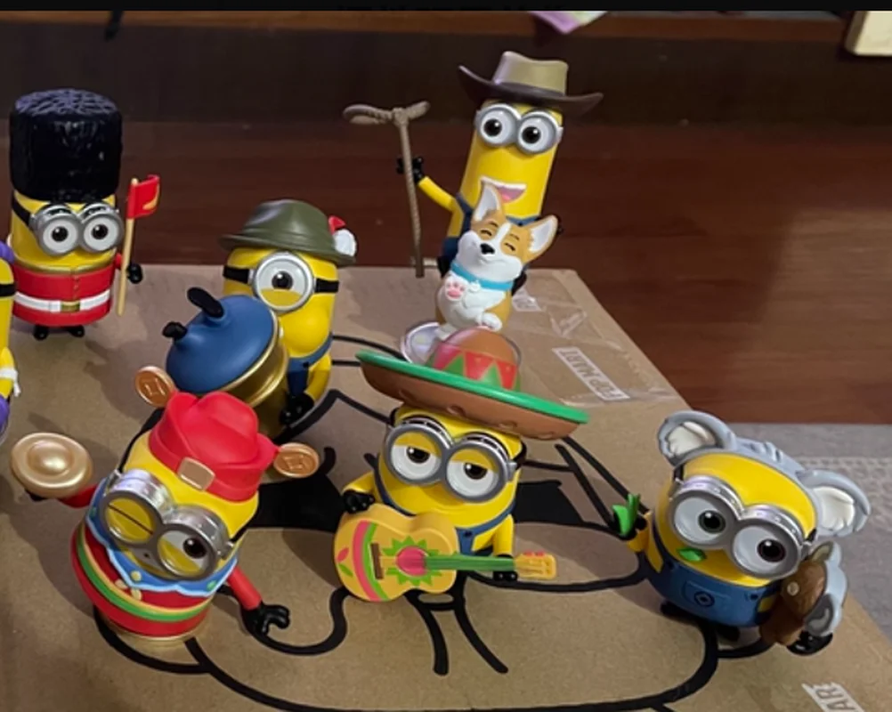 

POP MART Minions Blind Box World Tour Series Collectible Figure Desktop Decorative Mystery Toy Gift For Kids And Anime Fans