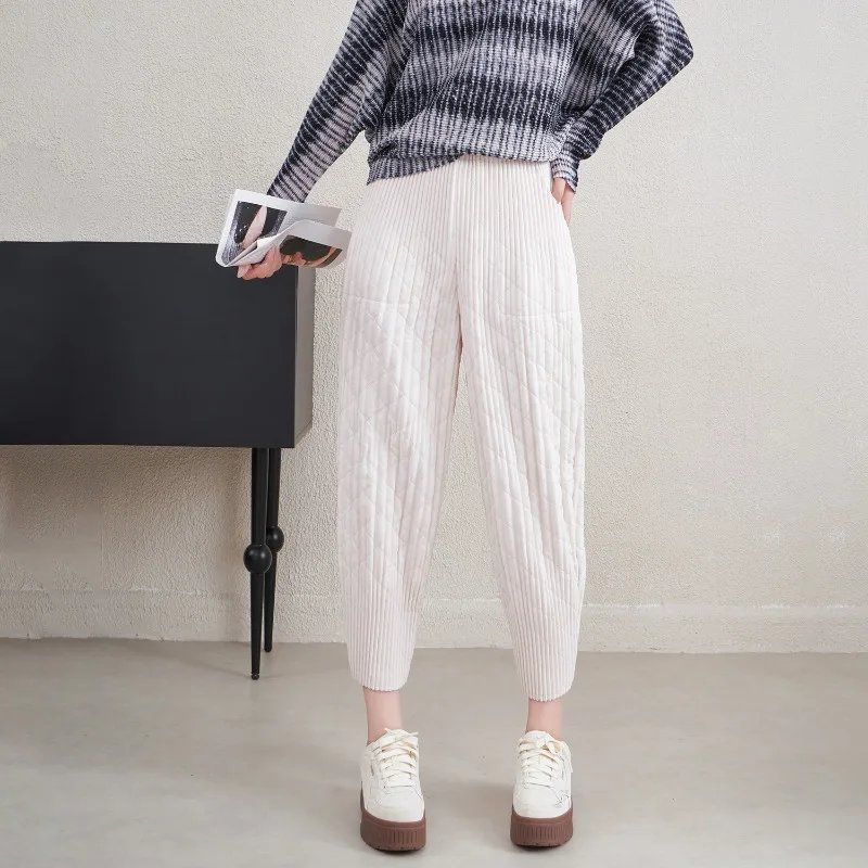 Miyake Women's Clip Cotton Pants 2025 Winter New Fashion Thick Section Loose Versatile Nine-minute Harlequin Pants Simple Women