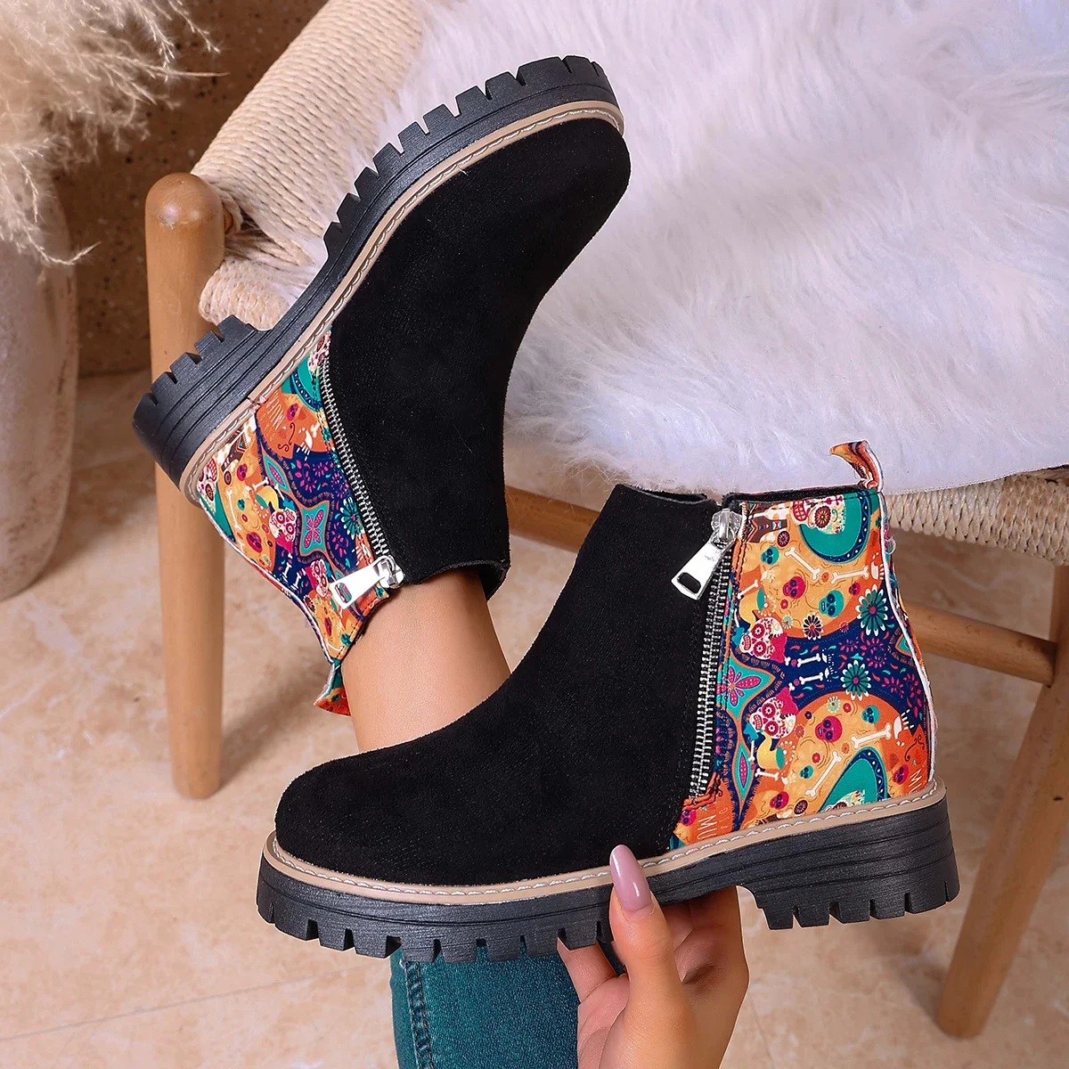Women Ankle Boots Mid-heel Embroidered Mid-tube Booties Outdoor Designer Woman Boots Autumn and Winter Warm Cotton Shoes Women