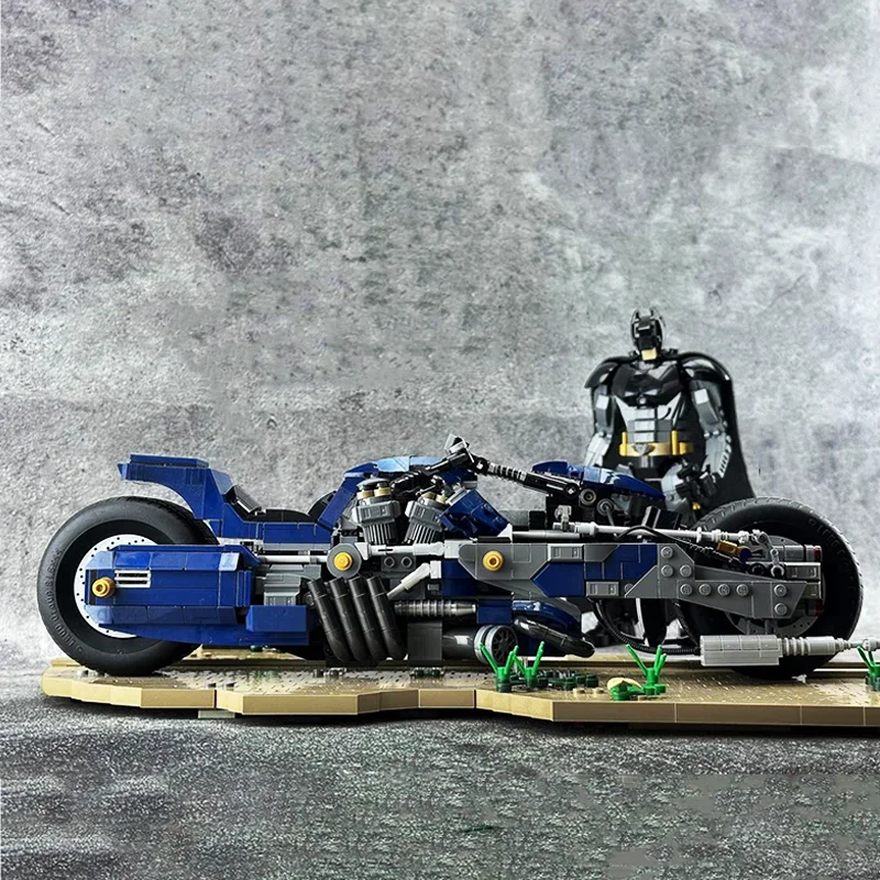 2100 pz Moc Supereroe Modello di Film Cavaliere Bianco Batcycle Supercar Figura Mostra Building Blocks Set Mattoni Giocattolo Presente