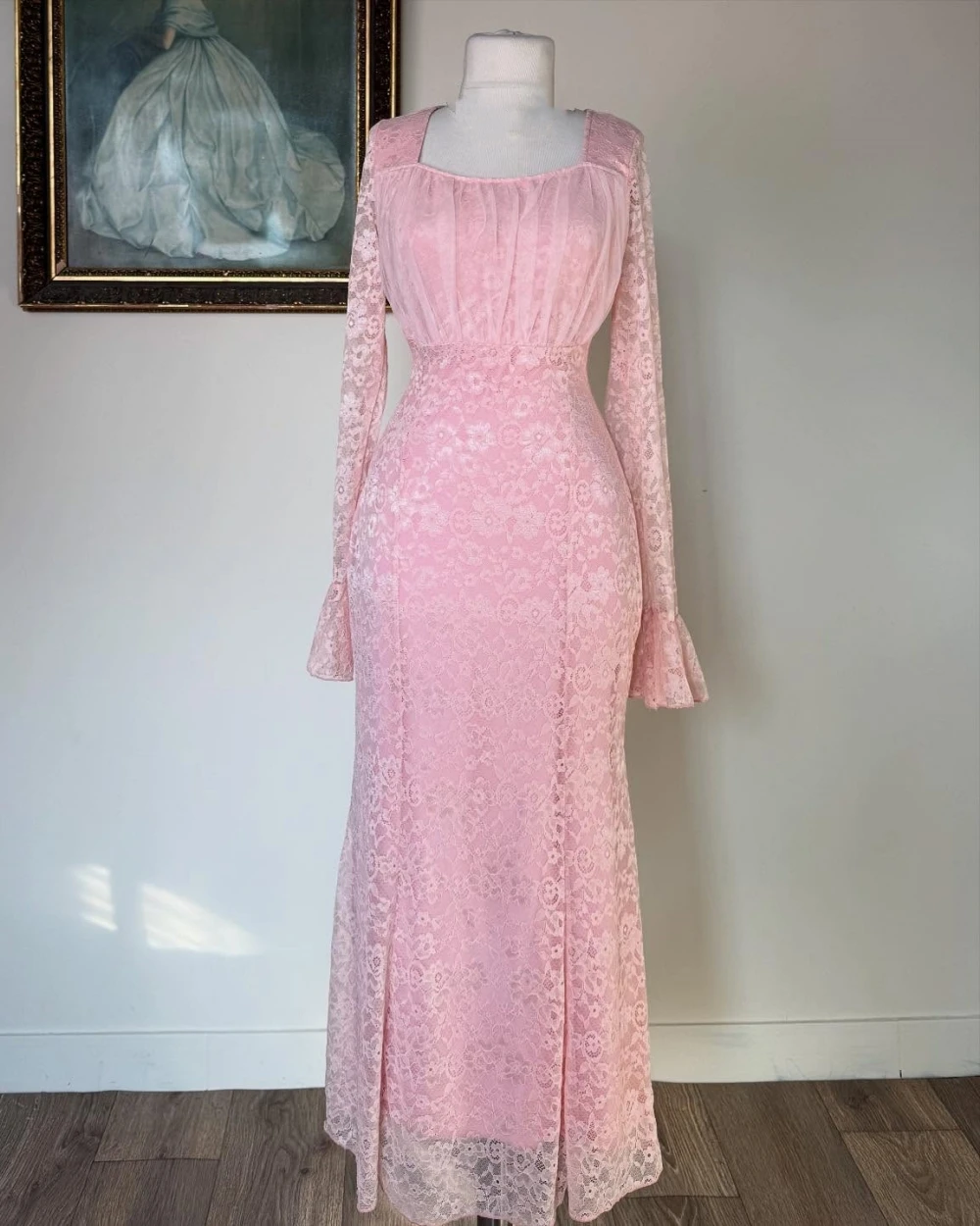 

Customized High Quality Elegant Lace Ruched Pleat Mermaid Square Neck Midi Dresses Bespoke Occasion Dresses Matching Fashion