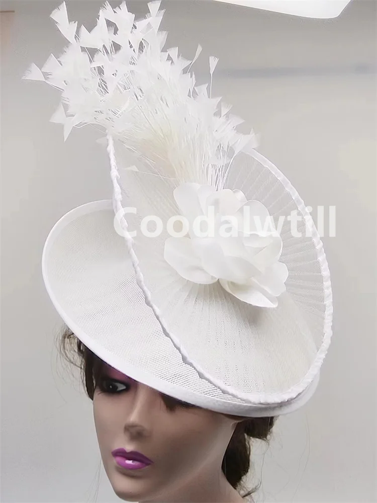 White Flower Derby Fasciantor Hat Women Wedding Mesh Headpiece Elegant Bride Wedding Hat Fascinator Feather Kentucky Chapeau Cap