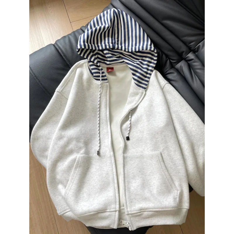 

Женская толстовка с капюшоном в полоску в стиле ретро, свободный универсальный кардиган на молнии, топ