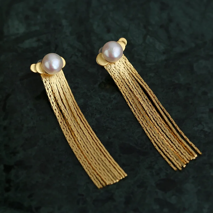 

Mosaic Round Piece Pearl Tassel Earrings Female Frosted Simple Retro Personality Trend Pearl Earrings Stainless Steel Earrings