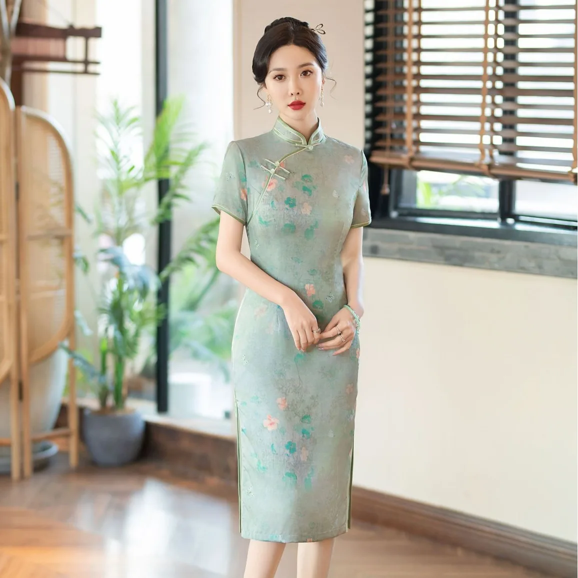 

Cheongsam Wedding Special-Interest Design Evening Dress Tight Waist Temperament Banquet Good Quality Wear with Engagement Sheath