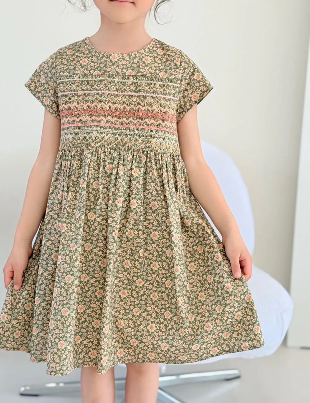 

Farmer's dress summer dresses kids clothes girls French style classic cherry dress Girls' floral pattern embroidered dress