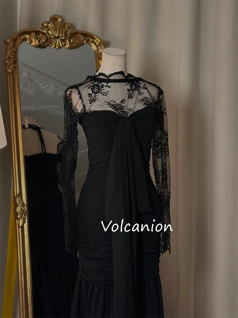 Customized Retro Chiffon Pleat Pattern Straight Scoop Neck Long Dresses Bespoke Occasion Sparkle Sizes Available