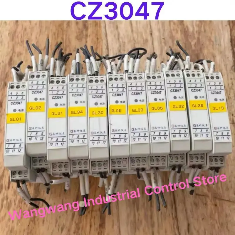 Second-hand test OK , Isolator  CZ3047
