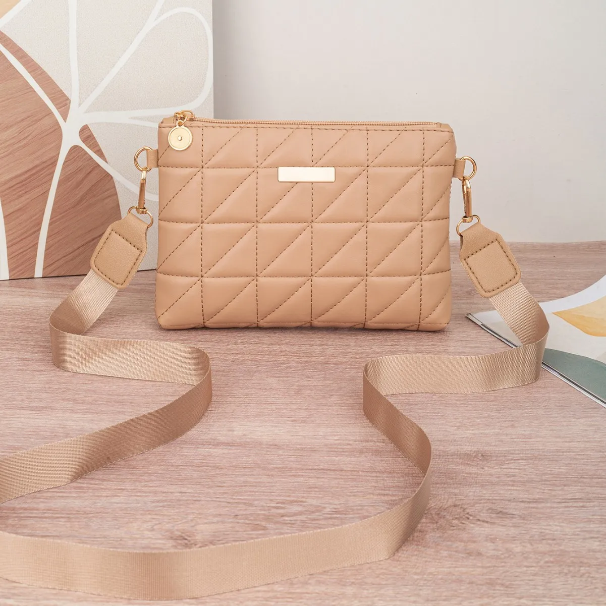 2026 NEW Small square handbag, mini phone bag, new style bag, compact embroidery, fashionable ladies' coin purse triangle image 5