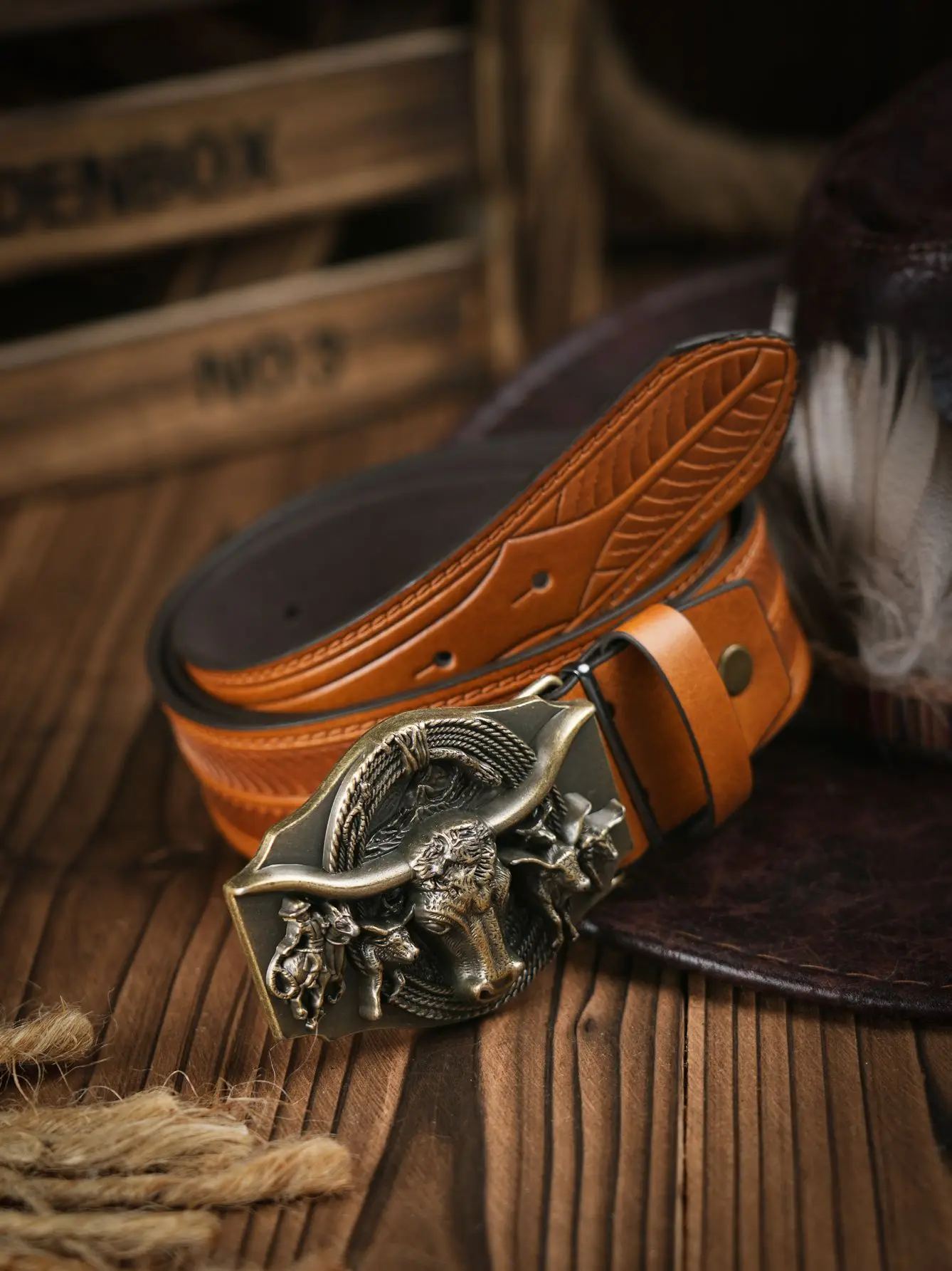 Ein lässiger Retro-Gürtel im Western-Stil für Herren und Damen! PU-Ledergürtel mit Metallschnalle, geeignet für den täglichen Arbeitsgebrauch – Detail 2