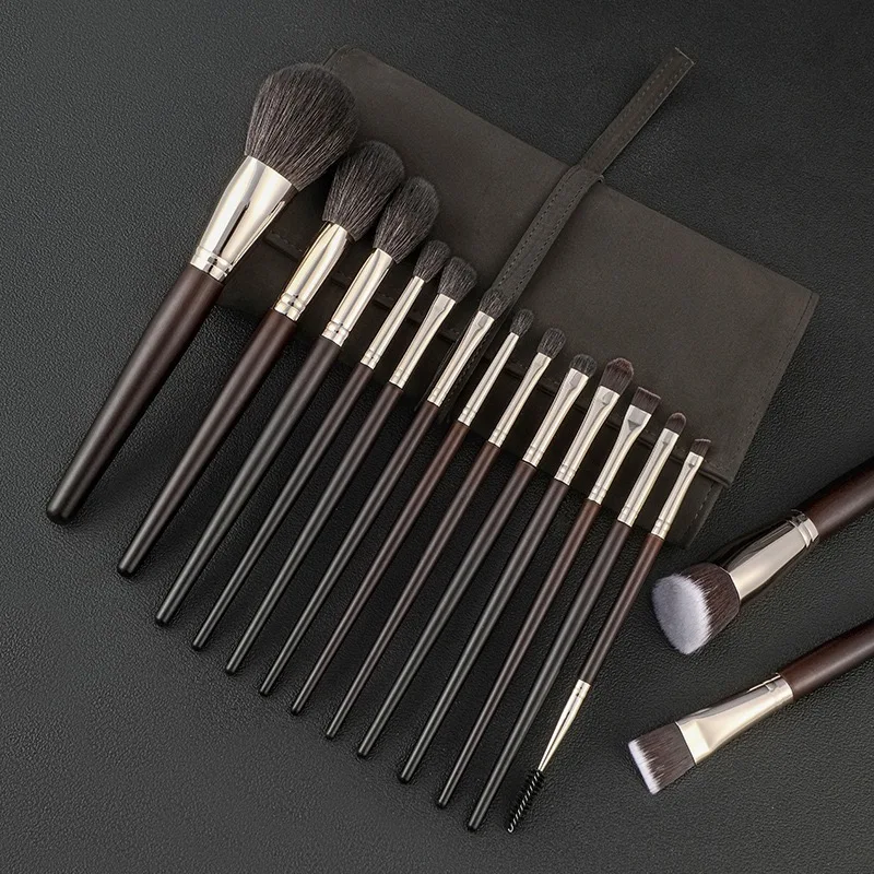 

Professional 15 Pcs Animal Hair Makeup Brush Set for Blush Powder Eyeshadow Concealer Foundation Complete Beauty Tools Kit