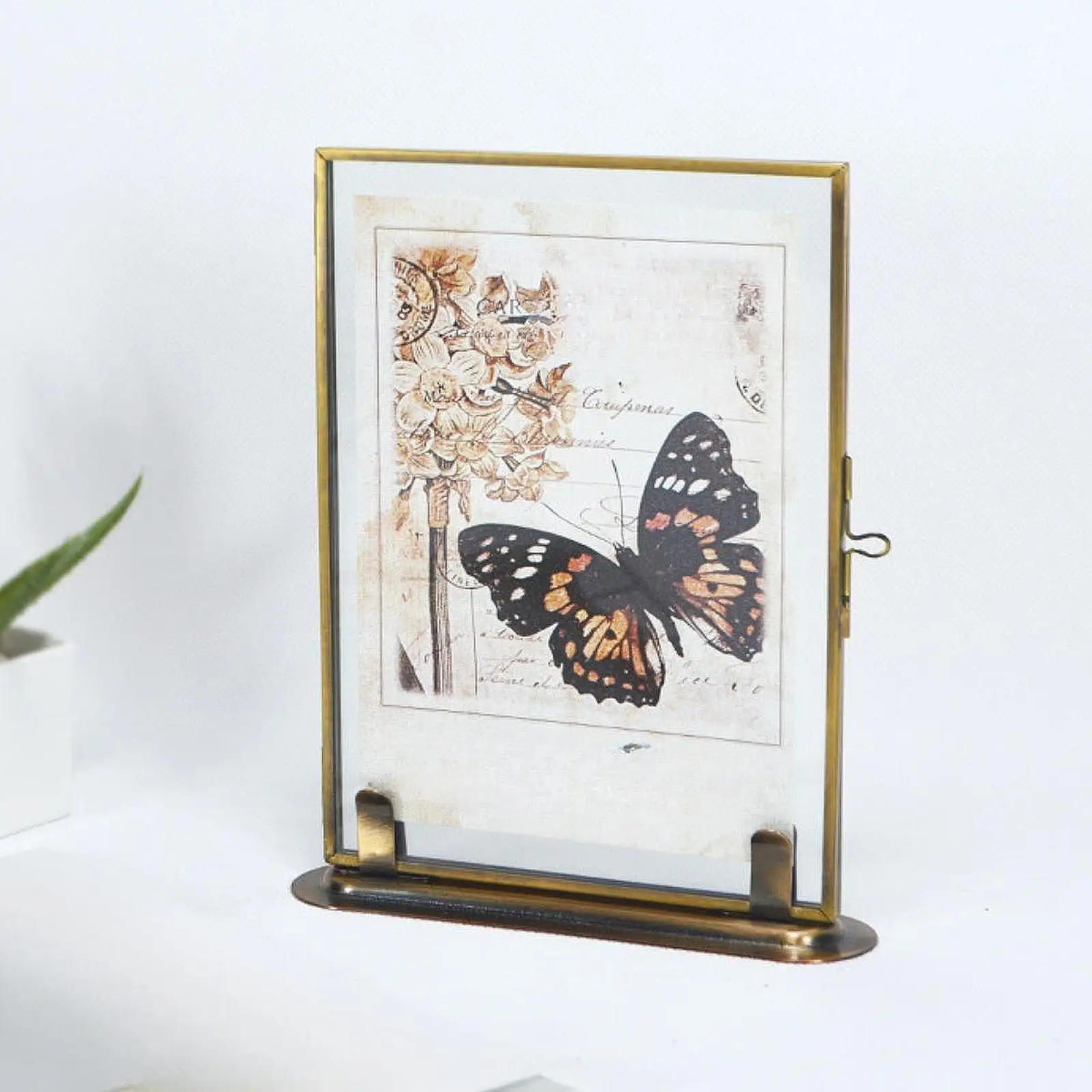 Double Glass Floating Picture Frame Retro Gold Photo Art Frame A4 Decorative Frame for Framed Artwork and Dried Flowers
