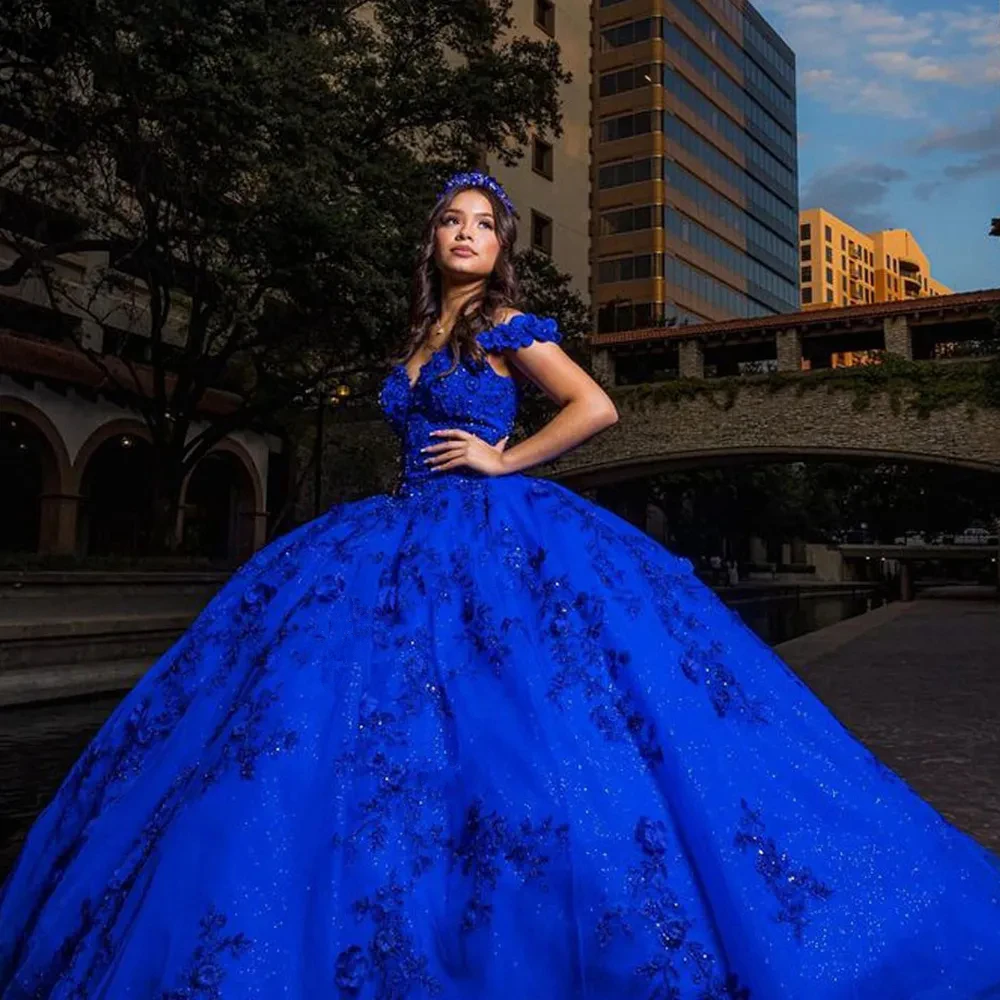

Королевское синее платье Quinceanera с открытыми плечами, милое бальное платье с 3D цветами, элегантное тюлевое платье Sweet 15 16