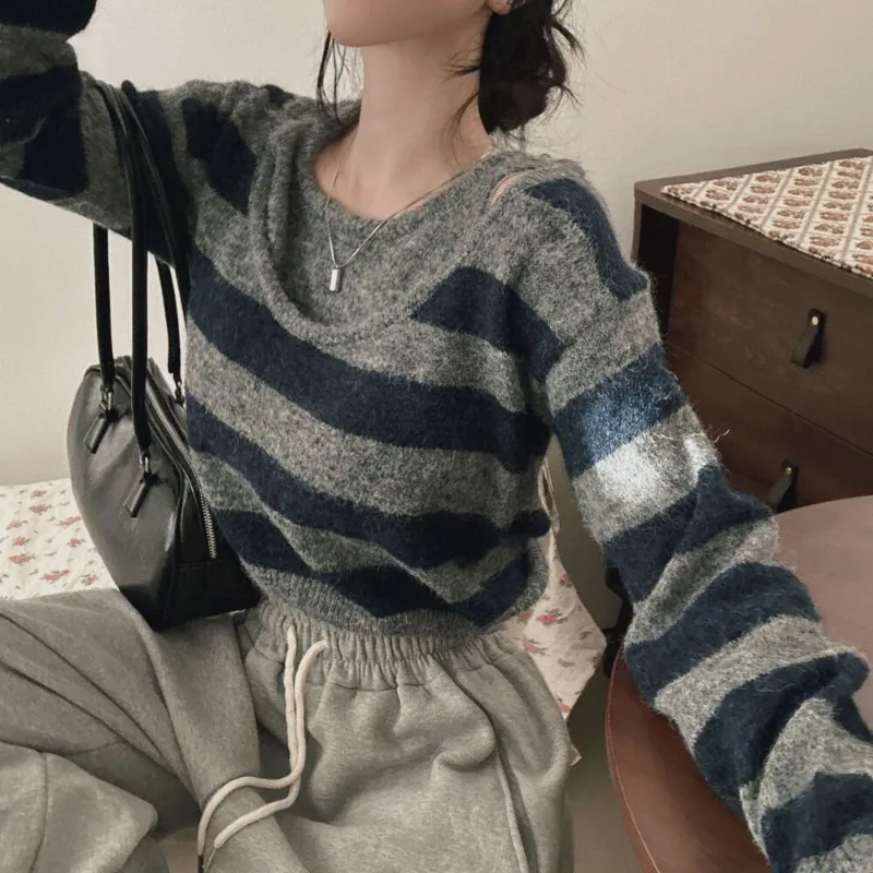 

Women Patchwork Two Fakes Sweater Stripes Knitted Off Shoulders Long Sleeve Loose Crop Sweater Spring and Autumn Retro Sweaters