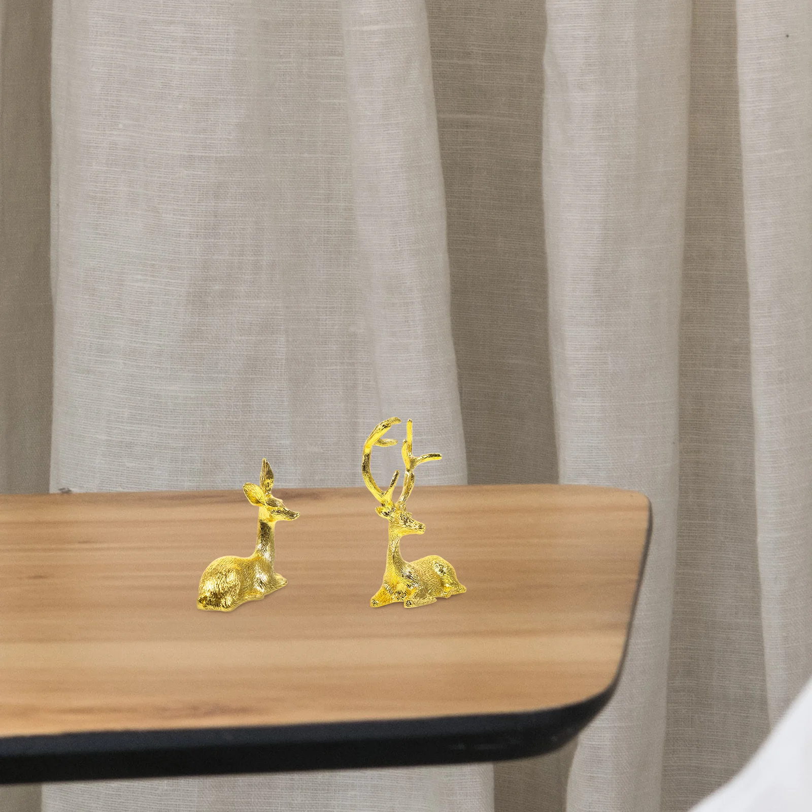 

1Pair Vivid Realistic Elk Decors Metal Craft Home Garden Decoration Desktop Ornaments Mini Elk Ornament