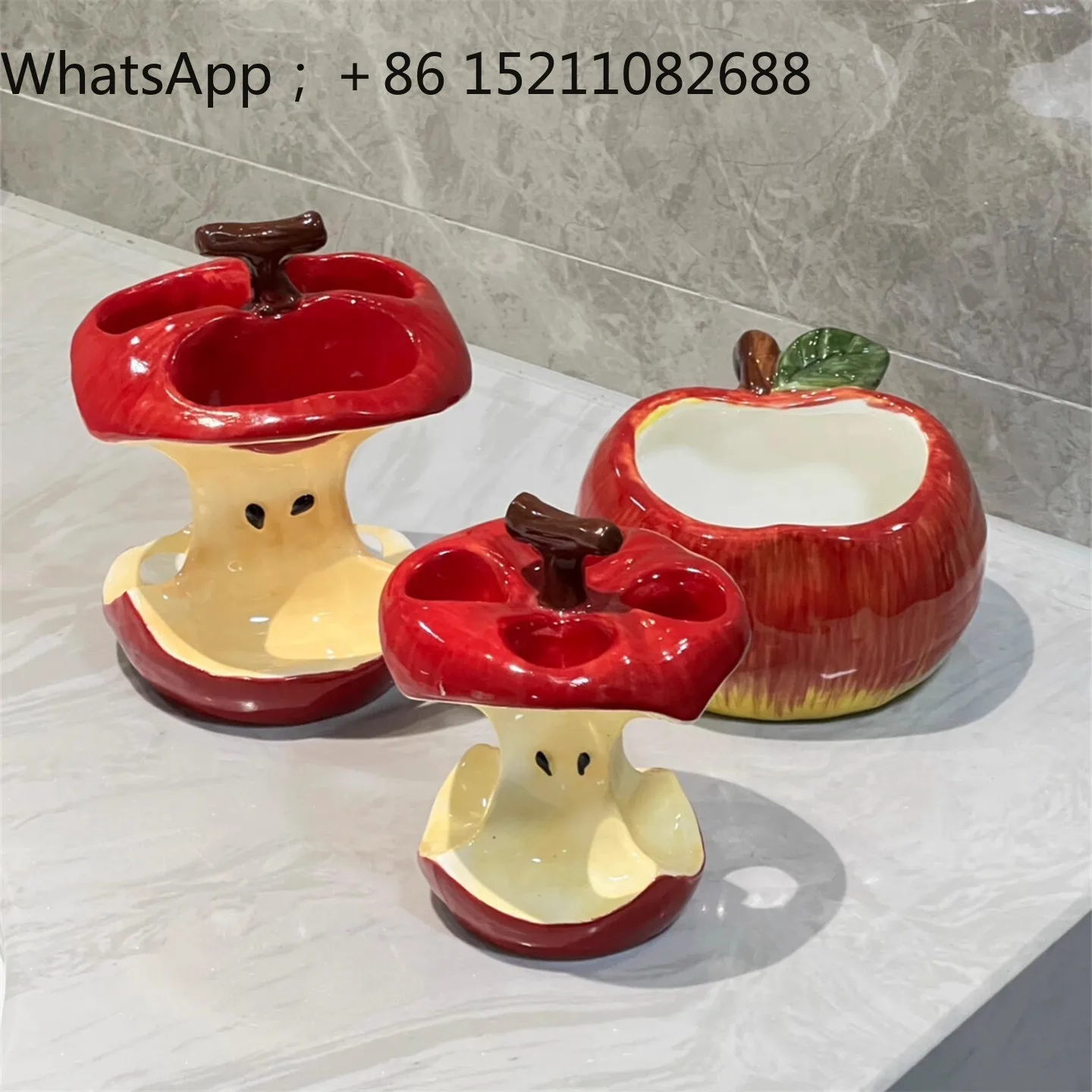 SCY Apple toothbrush holder, a family of four ceramic toothbrush holder, creative small ornament