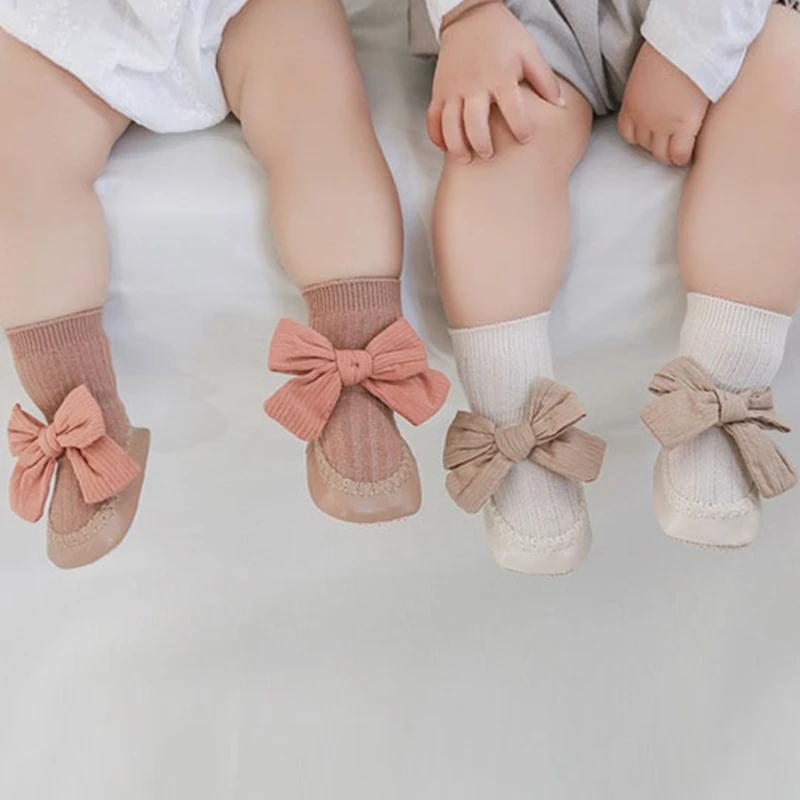 Cute Baby Girls Floor Socks with Big Bowknot Soft Sole Toddler Shoes with Non-slip Glue Dot Skin-friendly Newborn Baby Socks