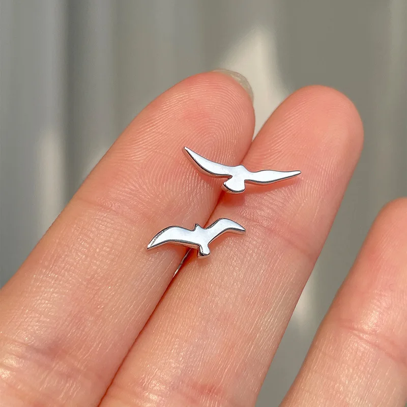 Asymmetrical Small Seagull Earrings Delicate Stylish 925 Silver Earrings Minimalist and Versatile Bird Jewelry