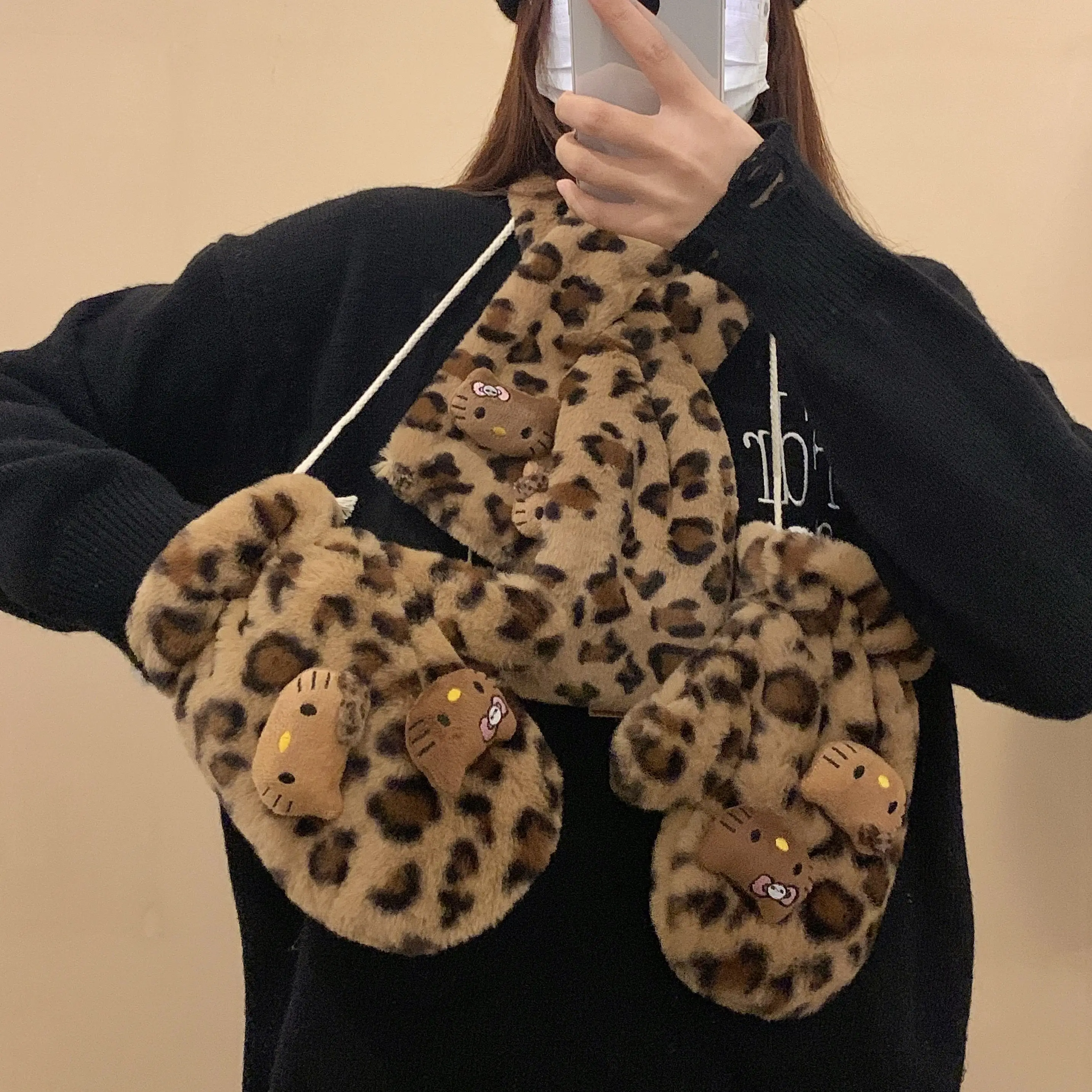 Sanrio estampado de leopardo Hellokitty Y2k bufanda de felpa guantes Anime manopla pañuelo Otoño Invierno guantes cálidos lindo gatito bufanda