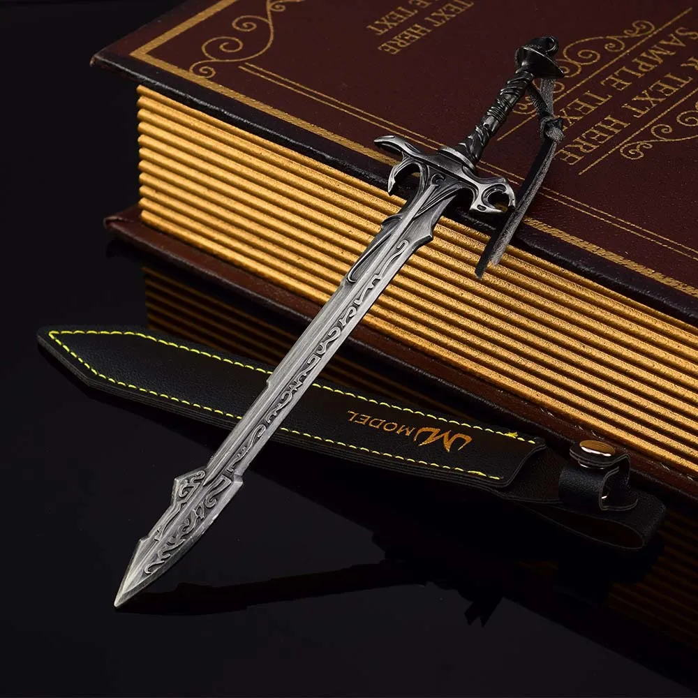 22 cm Nieuwe Game Figuur Edui Perifere Metalen Vakmanschap Model met Lederen Cover Desktop Decoratie Ornamenten Verjaardagscadeau Speelgoed